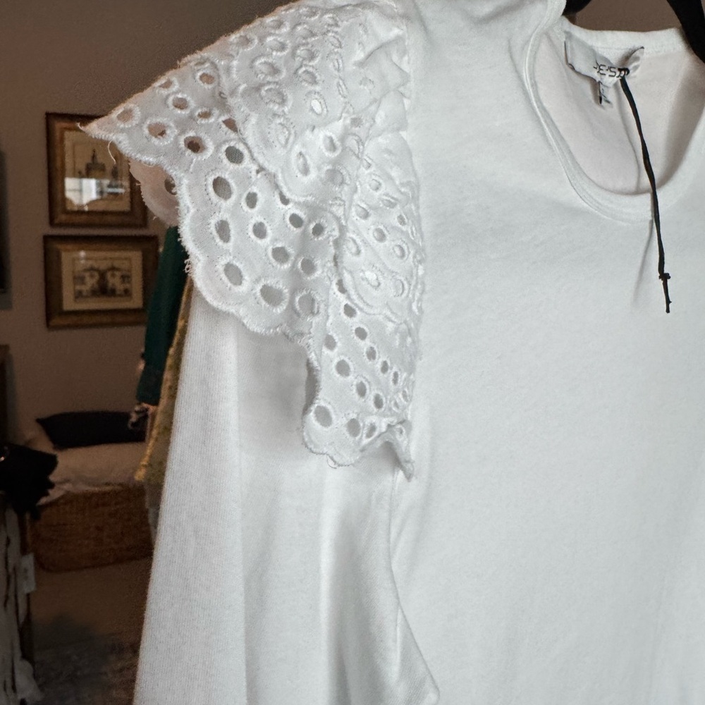 Joe’s Jeans White Long Sleeve Knit Ruffle Shoulder Tee Size Small New With Tags - Picture 3 of 8